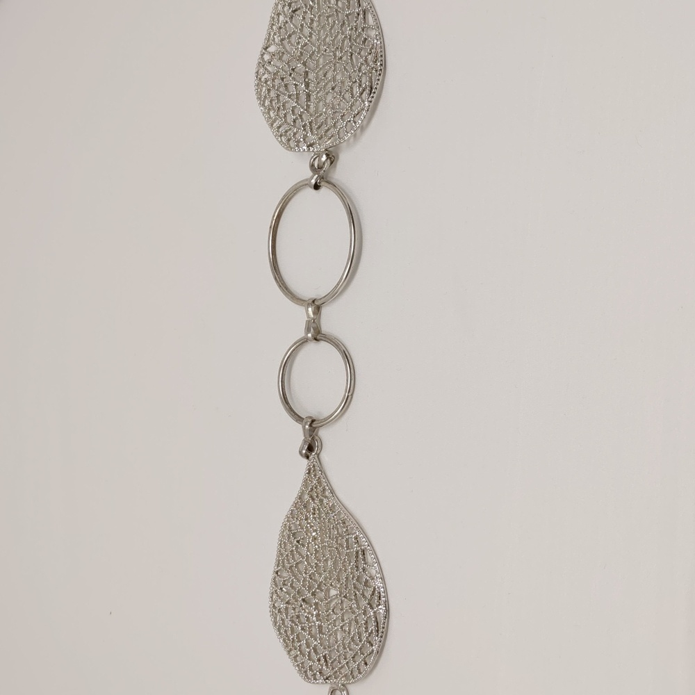 Women's Silver Tone Leaf Chain Belt - Picture 10 of 10